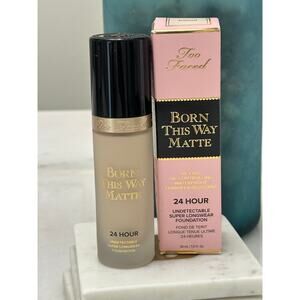 Too Faced NIB Born This Way Matte Longwear Liquid Foundation 1.0 fl oz Cloud